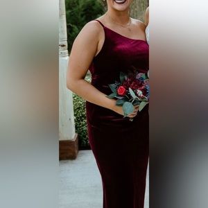 Burgundy Vellvet Bridesmaid Dress! Clean and only worn once!